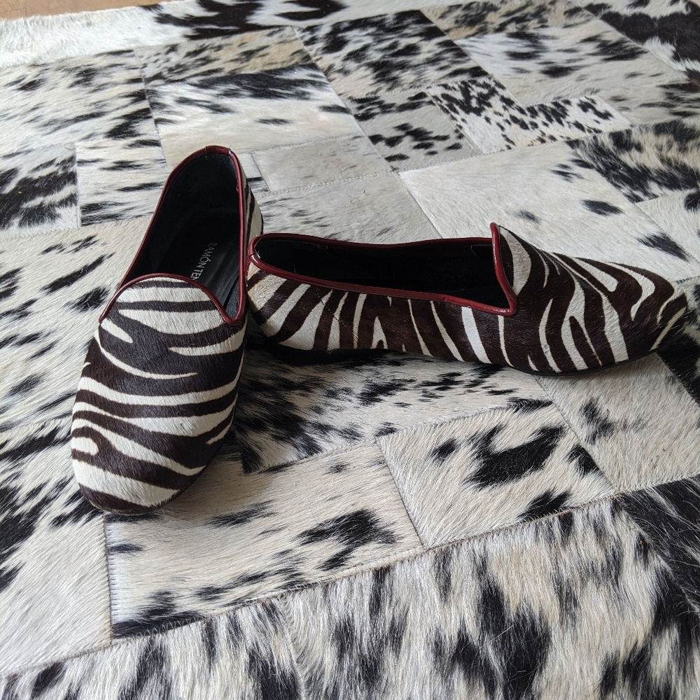 Ramon Tanza zebra stripe flats